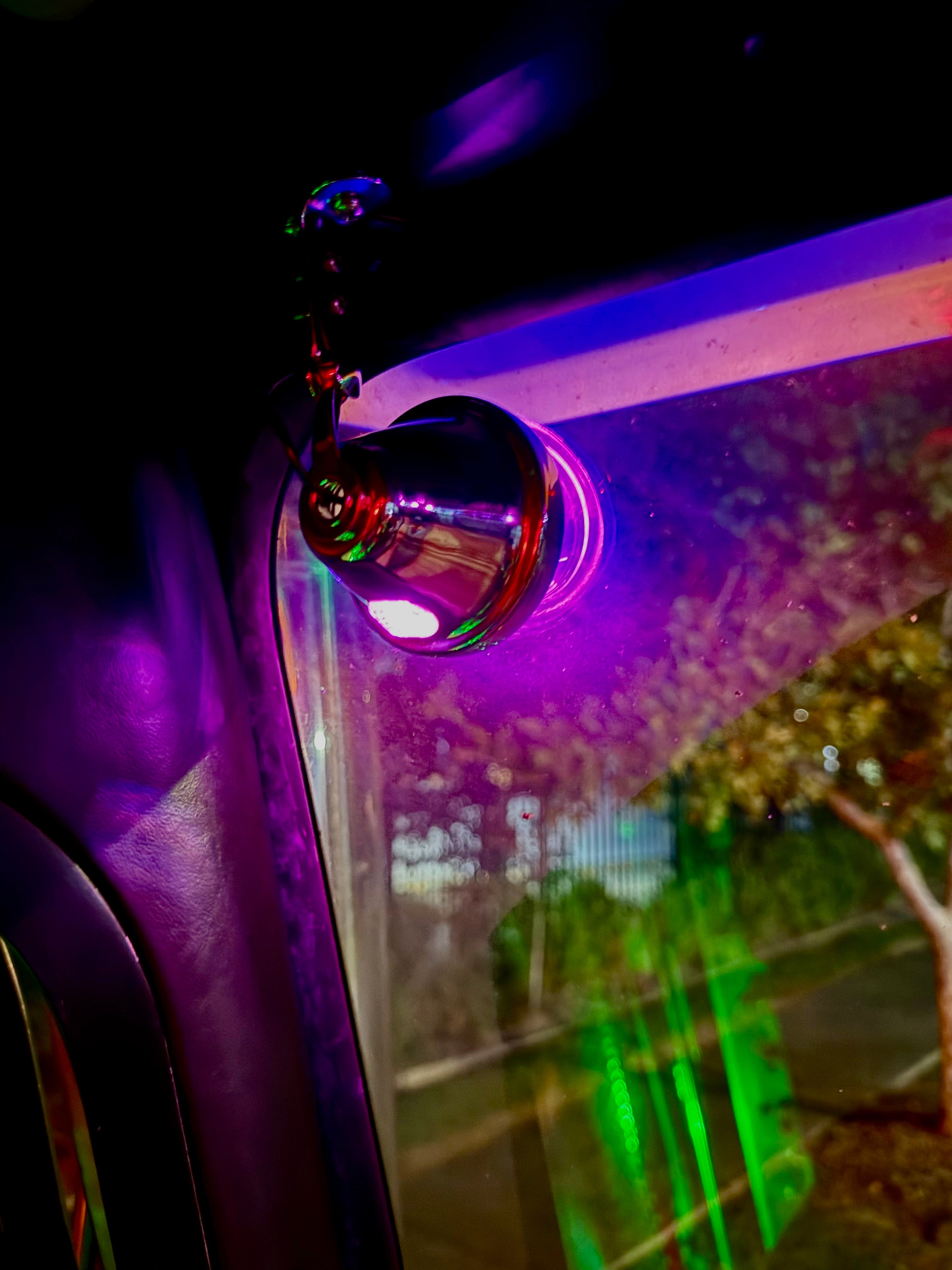 Anti-Glare Light